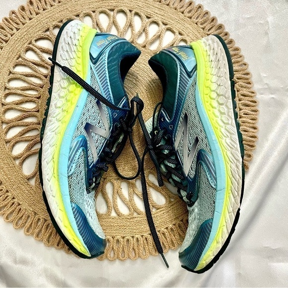 New Balance Fresh Foam 1080 Damen Women’s Sneakers W1080BY7 Size 10.5 - Picture 4 of 12